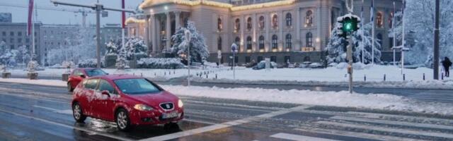 SNEG LOMIO GRANJE, ČUPAO DRVEĆE! Nevreme napravilo haos u Srbiji - oglasili se pripadnici Sektora za vanredne situacije!