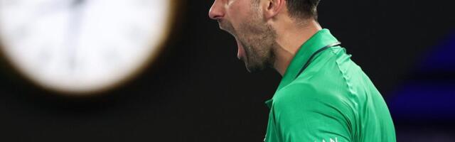 Novak jači od svih problema: Đoković preslišao nezgodnog Holanđanina za osminu finala Australijan opena!