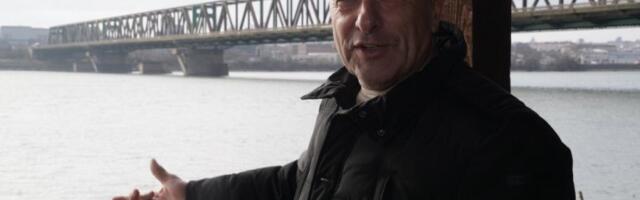 "NAJTEŽE SPASAVANJE DO SADA, JEDVA JE POMERAO RUKE I NOGE"! Reneto Grbić danas sačuvao 35. život - MUŠKARAC SKOČIO SA MOSTA, JEDVA GA IZVUKAO!