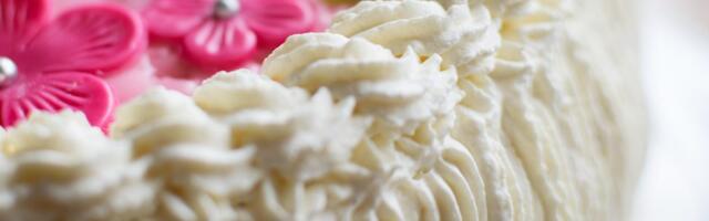 Najlon torta, recept za kolač koji svi traže