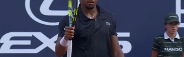 Фис победио Ходара за пласман у финале