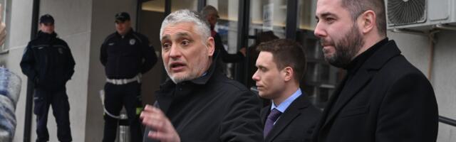 "Nisam bio u braku sa Ruskinjom, a Čedina deca su savremena i prihvatila su me!" Aleksandar Kos ogolio dušu kao nikad dosad