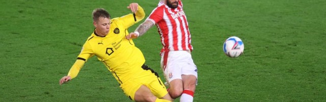 Stouk skrenuo sa puta, promena raspolođženja u Votfordu