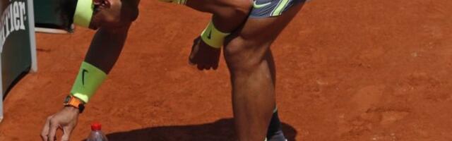 ROLAN GAROS  ZABRANIO NADALOV RITUAL! Francuzi nisu imali razumevanja za najtrofejnijeg tenisera, morao je da se složi s  tim!