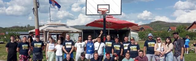 Održan 3. humanitarni turnir u Drvarskoj ulici u Vlasotincu