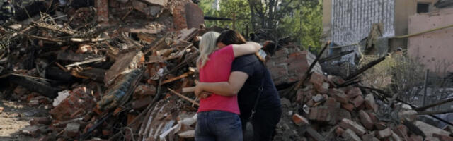 Најмање седам особа повређено у руским ударима у Харкову и Семеновки