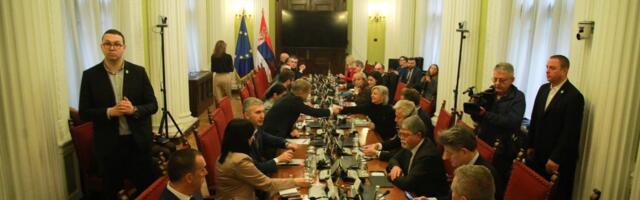 Opozicioni poslanici: Savet Evrope traži da se zaustavi primena Mrdićevih zakona