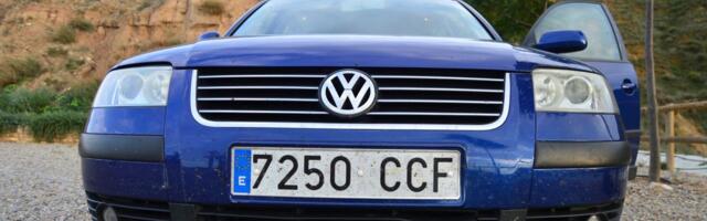 Passat star 28 godina dokazao zašto je živa legenda: Prešao 2400 km sa jednim rezervoarom