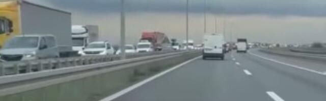 Kolona duga 10 kilometara: Veliki zastoj u Beogradu (VIDEO)