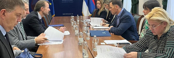 Srbija je posvećena reformama i procesu pristupanja EU: Ministar Siniša Mali sa Andreasom fon Bekeratom