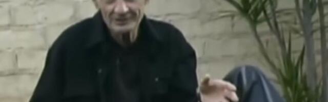 "NARUČIO JE PRŠUTU I PIVO, POPIO GUTLJAJ I SRUŠIO SE" Čuveni pevač preminuo u kafani, na podu ga našla konobarica: Prijatelj se prisetio tragične noći