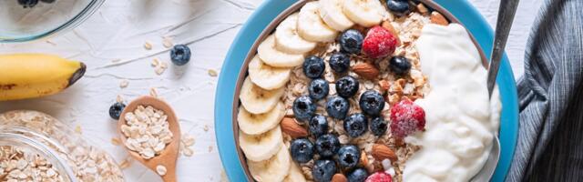 Zašto ste ponovo gladni u 11 pre podne? Ovsena kaša bez proteina možda je razlog vaše iscrpljenosti