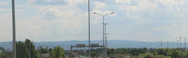 AMSS: Kamioni na Batrovcima čekaju dva sata