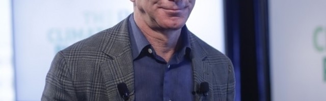 Bezos više nije najbogatiji čovek na svetu, evo ko ga je prestigao!