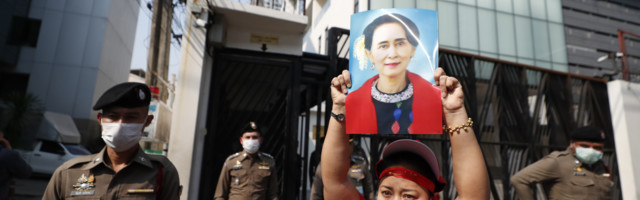 “PUČ JE NEDOPUSTIV” Džonson: Oslobodite premijerku Mjanmara