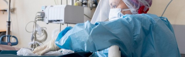 Skoro 400 novozaraženih, umrle četiri osobe