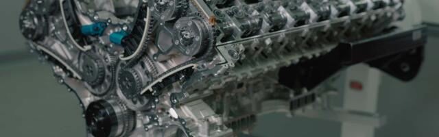 Bugatti V16 motor ima neobičan sistem razvoda