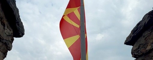 U Severnoj Makedoniji obavezno nošenje maski i na otvorenom