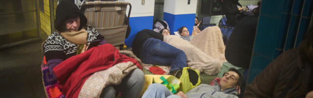 SMRZNUTI, SEDE U MRAKU... Ruski napadi urnisali Ukrajinu: 60.000 stanovnika Donjecka nemaju struju