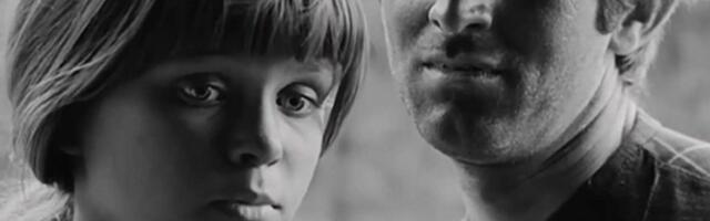 Ovaj film je od nje napravio prvu dečiju filmsku zvezdu Jugoslavije: Bila rame uz rame sa Ljubišom Samardžićem