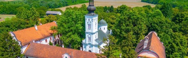 Za ovaj srpski manastir malo ljudi zna! Oni koji su se tamo molili svedoče brojnim čudima