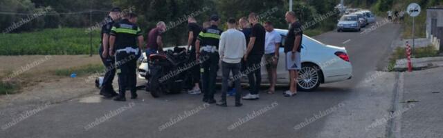 Teška nesreća u Novom Pazaru: motocikl udario u Mercedes