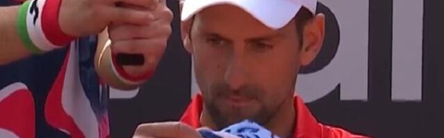 Novak za poraz krivi flašicu: Nisam se osećao prisebno