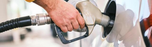Benzin i dizel poskupljuju za po dinar po litru