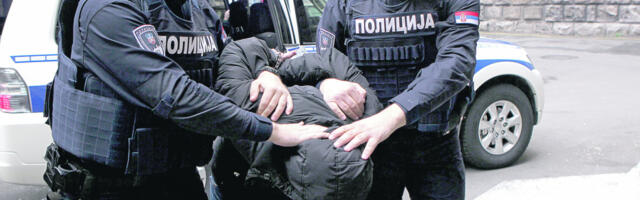 OTETI MLADIĆ SILOVAN METLOM I ČETKAMA Vođa navijača (20) iz Niša sa ekipom satima mučio žrtvu i sve snimali