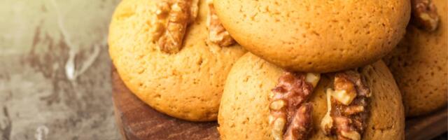 Recept za posne mladenčiće sa medom i orasima: Evo zašto je važno da za Mladence spremite baš 40 kolačića