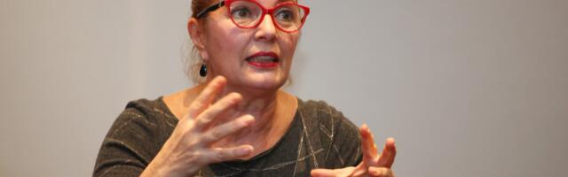 Zavirite u RASKOŠNI BEOGRADSKI SALONAC Tanje Bošković: Odbija da ga proda, a jedan detalj na zidu krije njenu jedinu bračnu ponudu