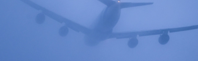 Pomahnitali pilot tokom leta ispsovao ceo grad! (VIDEO)