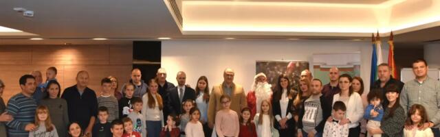 BSC i ove godine priprema novogodišnje paketiće za najmlađe