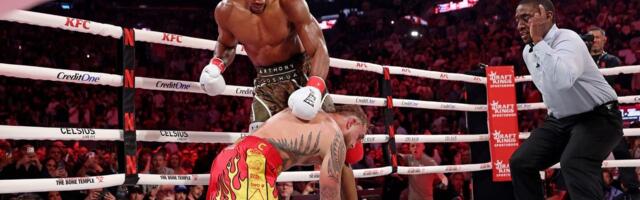 Entoni Džošua patosirao Džejka Pola! Nokaut u šestoj rundi, ali jedna stvar je ostala potpuno nejasna