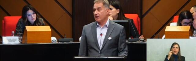 Vrsajkov: Novosađani skoro četiri godine taoci naprednjačke korupcije