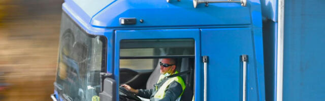 АМСС: на Батровцима колона камиона, чека се и по четири сата