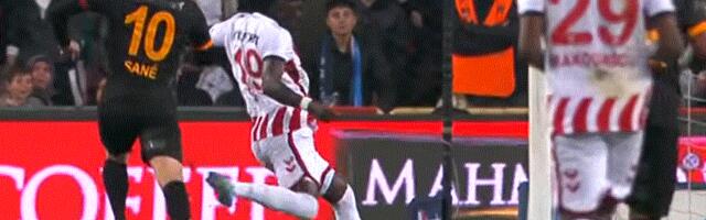 Bivši napadač Zvezde izrešetao Galatasaraj: Endiaje briljirao, Samsun ubedljivo slavio