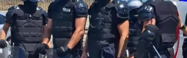 Policija sprečava blokadu magistrale, vozači pozdravljali okupljene građane