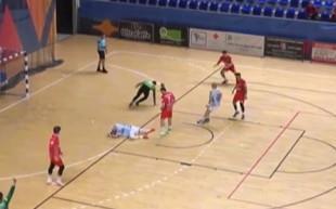 JEZIVA SCENA OBILAZI SRBIJU! Rukometaš ležao nepomično posle brutalnog sudara sa golmanom - hitno je prevezen u bolnicu! UZNEMIRUJUĆI VIDEO