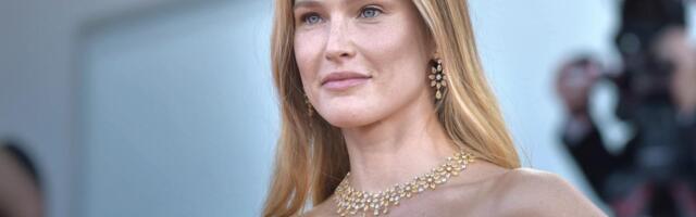 Jedna od najpoznatijih manekenki (40) na svetu pozirala u minijaturnom bikiniju i zapalila internet: Komentari pljušte