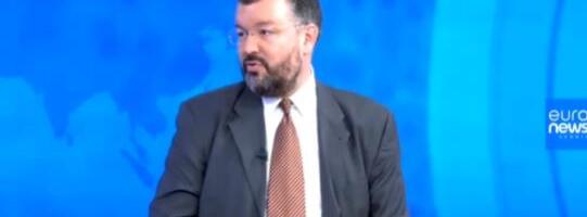 "OPASNO JE DAVATI BLANKO PODRŠKU STUDENTIMA, MOGU BITI I FAŠISTI" Čedomir Antić o blokaderima: Bili i ostaće marginalci