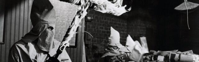 Tajne kapuljača i krvavi rituali: Kako je nastao ozloglašeni KKK - Šalju SEME DINJE kao znak smrti, a evo šta znače njihova jeziva imena (FOTO)