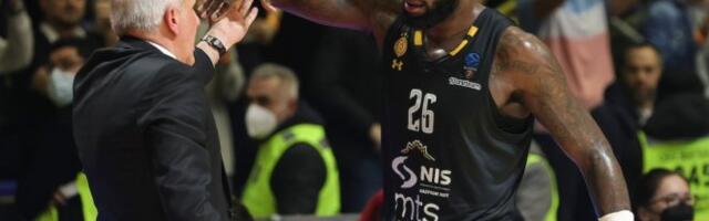OBRADOVIĆ POSLE POBEDE: Žao mi je svih koji pate! Ako neko pogine u bilo kojem ratu, to je KATASTROFA!