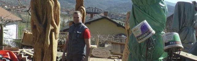 NJEGOVA KREATIVNA DELA VIDEO JE ČITAV SVETA! Vajar Bojan pravi skulpture teške više od jedne tone!