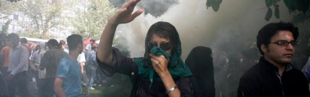 AJATOLAH DAO ZELENO SVETLO ZA SEJANJE STRAHA: Iran kreće sa JAVNIM POGUBLJENJIMA demonstranata!