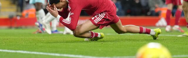 Liverpul definitivno završio priču, Čelsi se probudio, Vest Hem se čupa