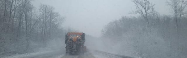 Putevi Srbije upozoravaju: Večeras sneg i jaka košava