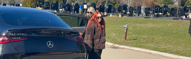 “Slomi se, danima tuguje” Suzana otkrila potresan detalj o naslednici Aleksandri: “Ne može na tatin grob…”