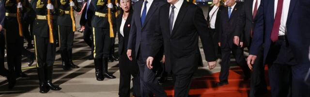 Si Đinping nije dočekao ni Putina na aerodromu: Predsednik Rusije doputovao u dvodnevnu posetu Pekingu