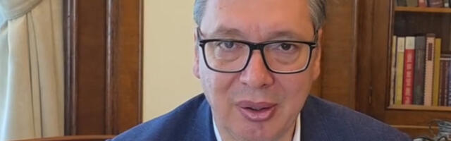 Vučić pokazao “glasački listić” koji će popunjavati građani na skupu 27. juna: Sadrži listu prioriteta